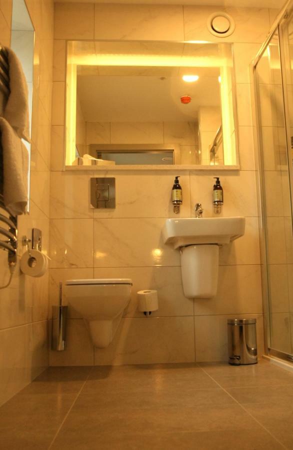 פת'רד און סי Baginbun Lodge מראה חיצוני תמונה